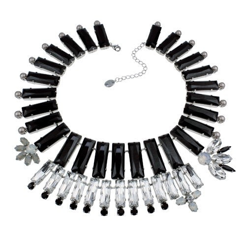 Colier cu pietre swarovski  cod 1169 pietre negre & cristal alb